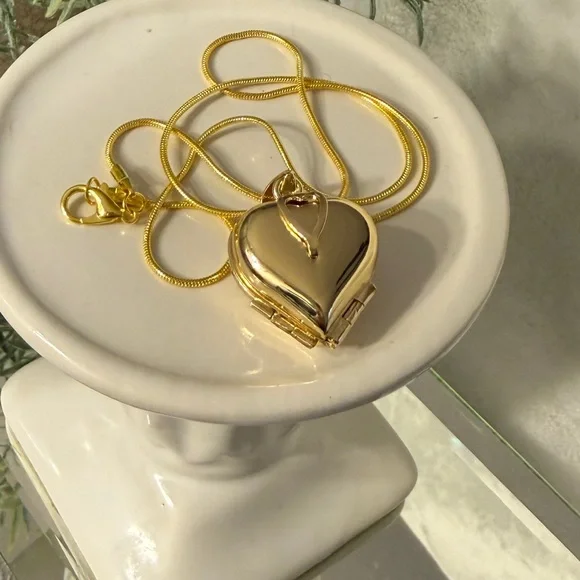 1Pcs Gostear Cute Four leaf Clover Love Heart
Photo Pendant - Picture 9 of 11